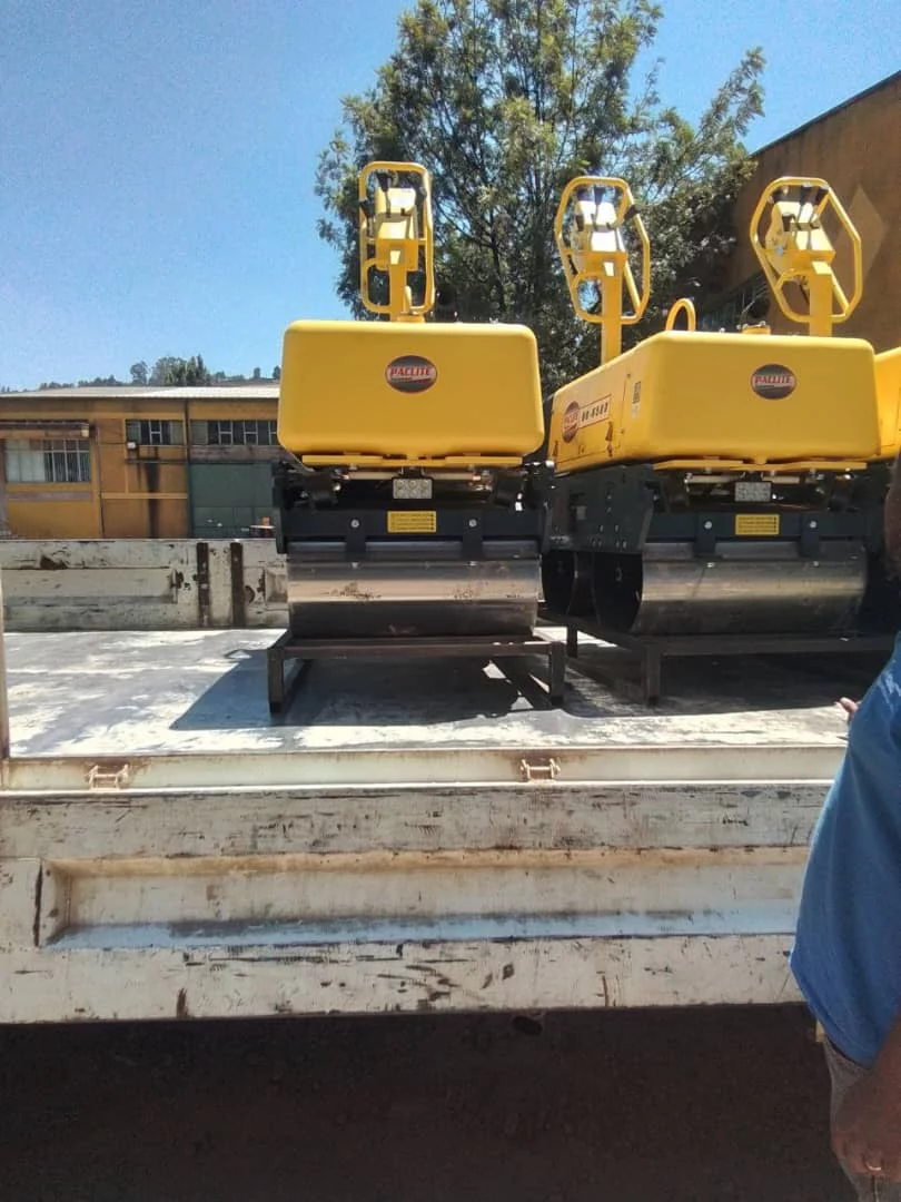 paclite-Abulkhase-afrique-rouleaux-compacteur-duplex02